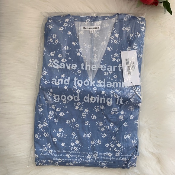 Reformation Blue Hilltop dress - Picture 9 of 9